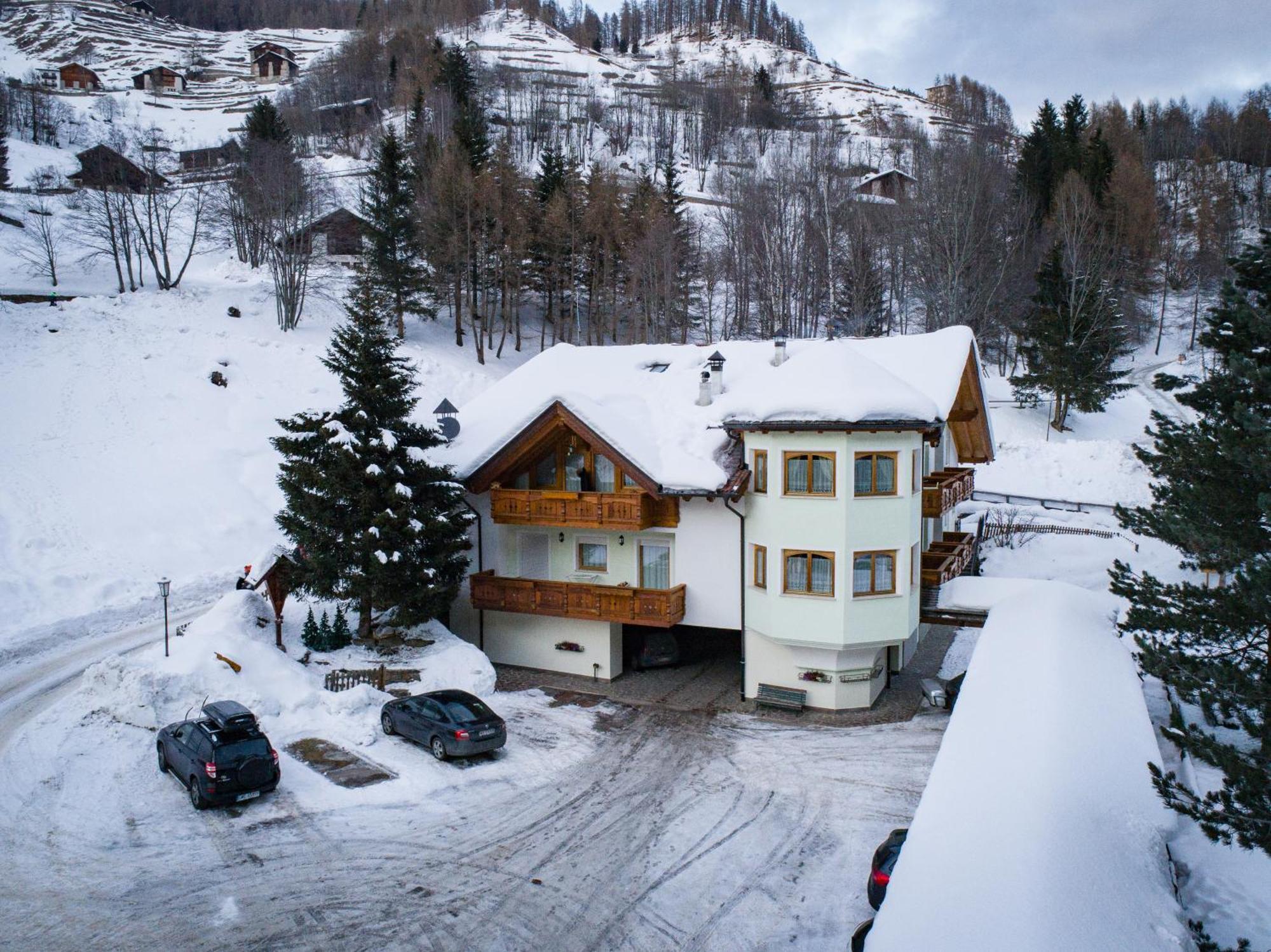 Hotel Vioz Peio Fonti Exterior photo